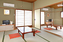 Habitación japonesa de 8 tatamis (2 cuartos, con baño privado)